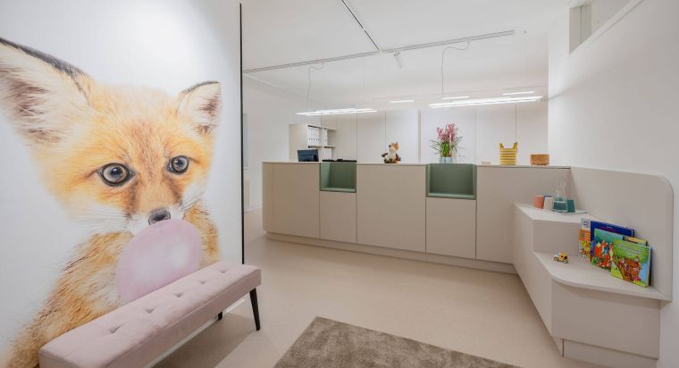 Ein Symbolfoto mit einem Teddybären von Fr. Dr. Filek